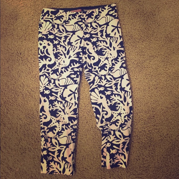 Vineyard vines capris!