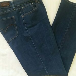Levi's Demi Curve Classic SZ 32 Straight Leg