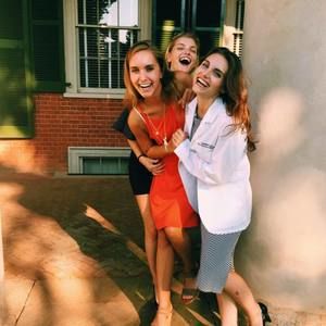 Meet your Posher, Caitlyn