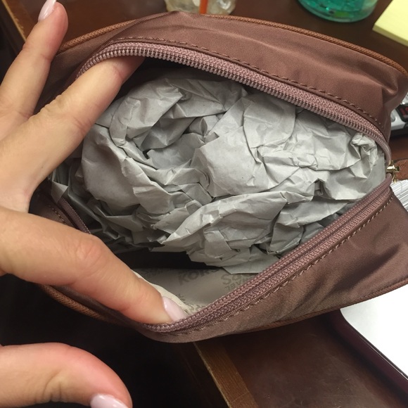 Michael Kors travel/make up pouch - Picture 4 of 4