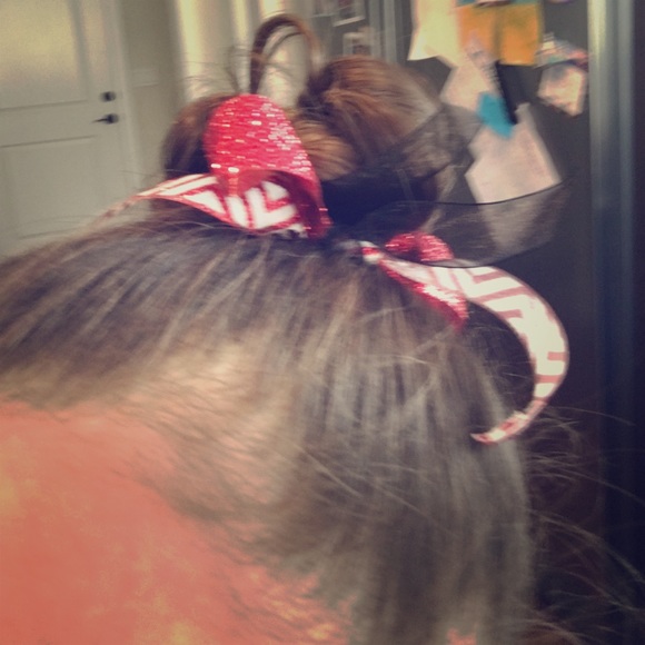 Hair bow