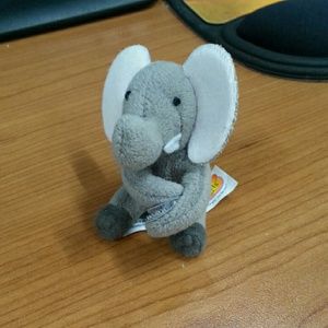 Meet your Posher, Minou