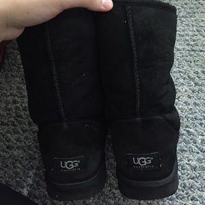 Black Uggs