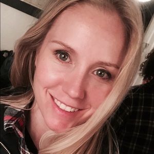 Meet your Posher, Julie