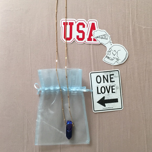 Brandy Melville stone necklace