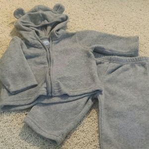 ADORABLE BABY OUTFIT!