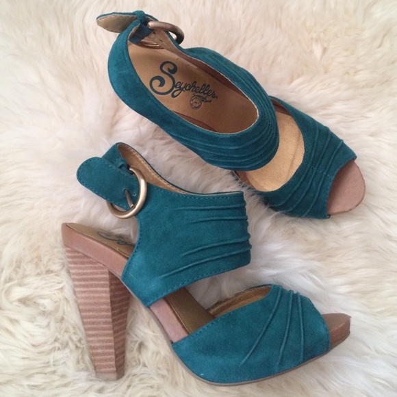 Seychelles teal sandal heels