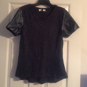 💲Sold💲 💣the bomb black knit and leather shirt💣