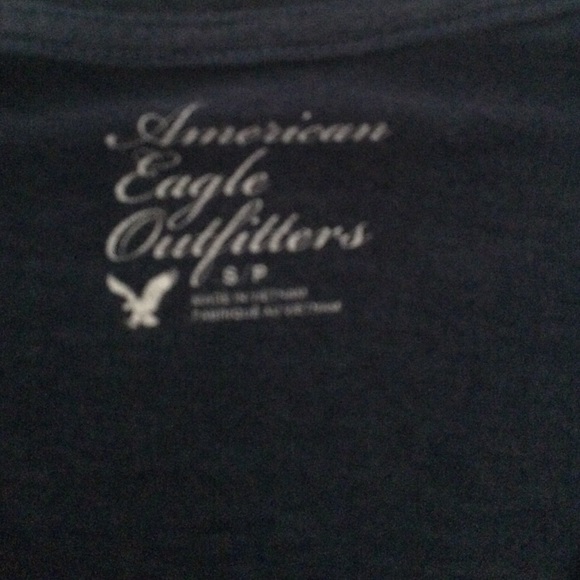 American Eagle shirt - Picture 2 of 2