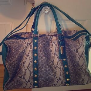 Steve Madden Duffle Bag!