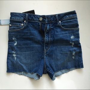 aritizia cutoffs.