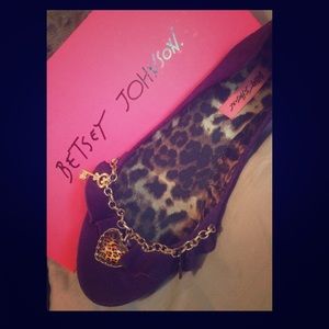 Betsey Johnson  Size 11 Sasiee Ballerina Flats