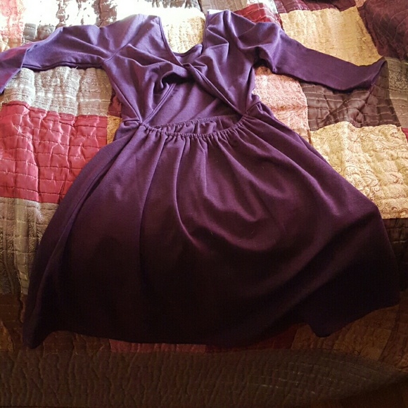 Beautiful Las Angeles brand purple dress. - Picture 2 of 3
