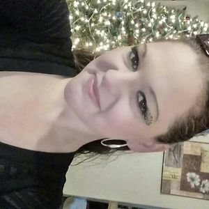 Meet your Posher, Jena