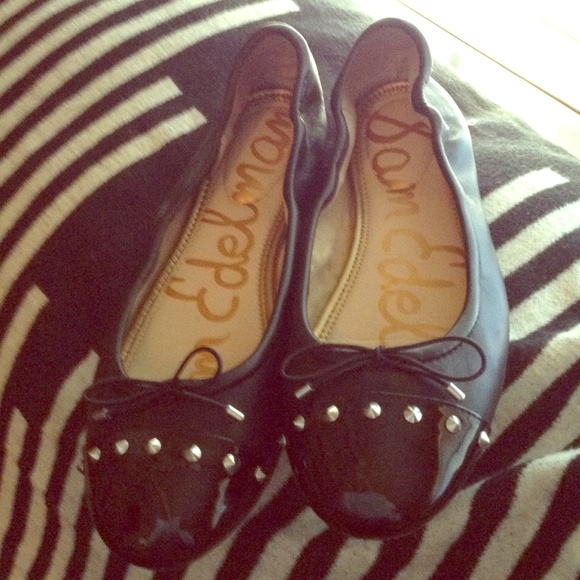 SOLD Local Sam Edelman black ballet flats 81/2