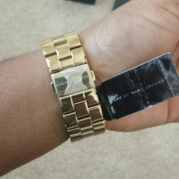 🚫SOLD🚫100%Auth. NIB Marc Jacobs watch - Picture 4 of 4