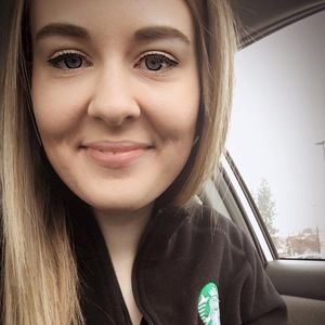 Meet your Posher, Alix