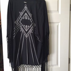 Kendall & Kylie Black Kimono