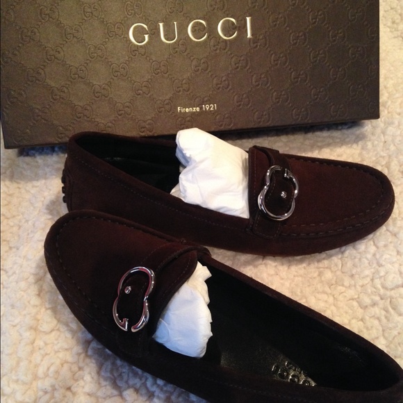 BRAND NEW never worn Authentic Gucci suede loafer