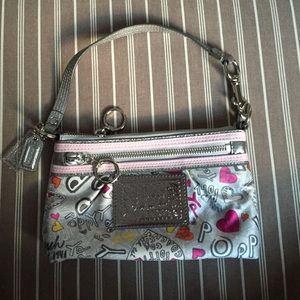 Coach Poppy Wristlet