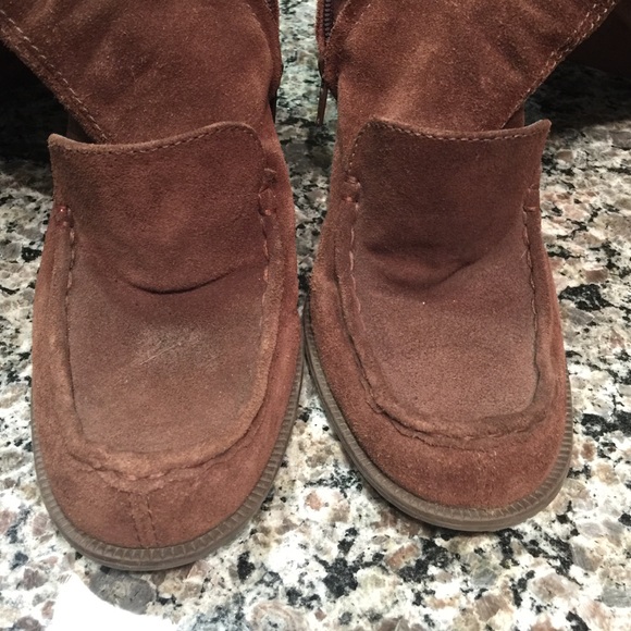 Very unique wedge boot - Picture 3 of 4