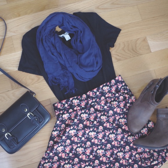 Urban Outfitters High Waisted Floral Skirt