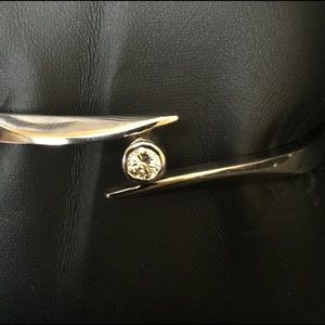 White gold diamond bangle bracelet