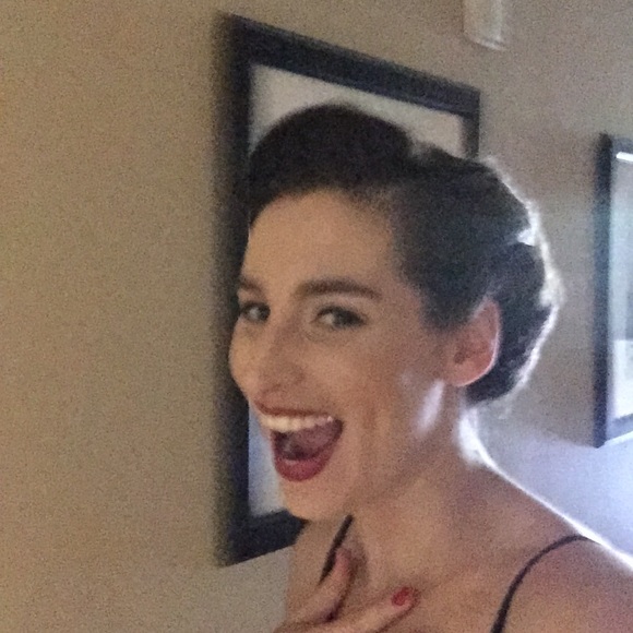 Meet Sarah.... - Picture 2 of 7