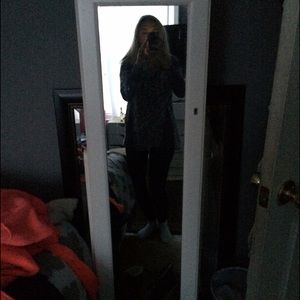 Mirror / jewelry box