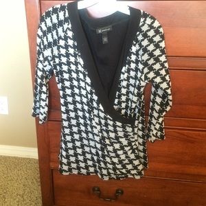 Houndstooth INC top