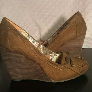 Bakers Moccasin Wedges. 4" Wedge.