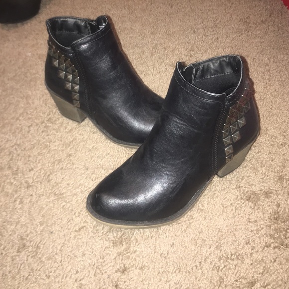 Black booties