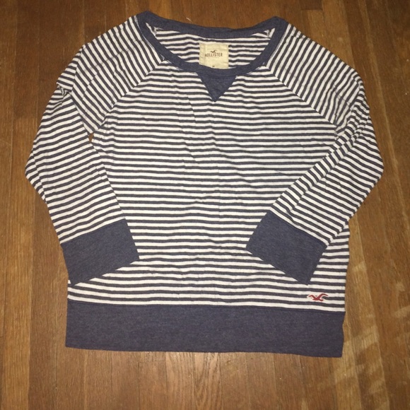 Hollister shirt