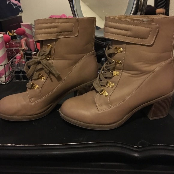 Nude boots Size 10