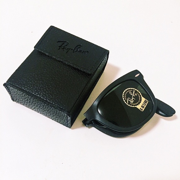 BRAND NEW Ray Bans Foldable Wayfarers