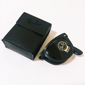 BRAND NEW Ray Bans Foldable Wayfarers