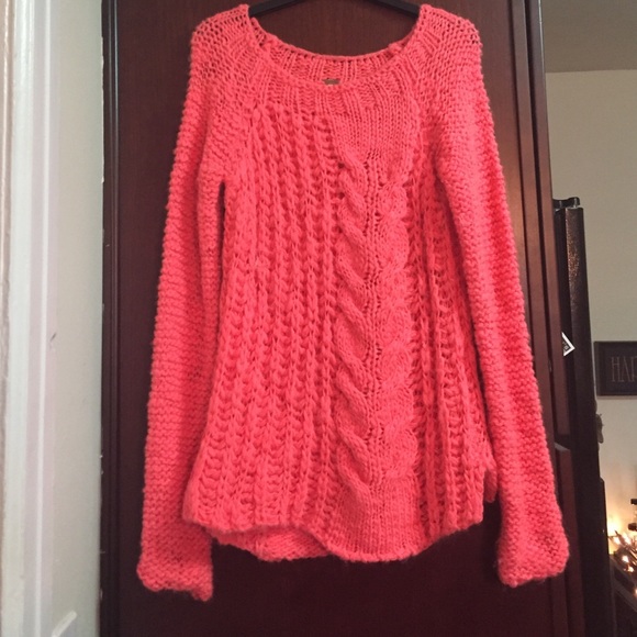 Like new Large Free People hot pink sweater