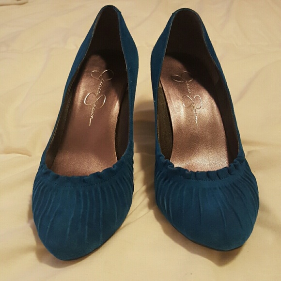 Jessica Simpson "Kally" Teal Suede Pump - Picture 3 of 5