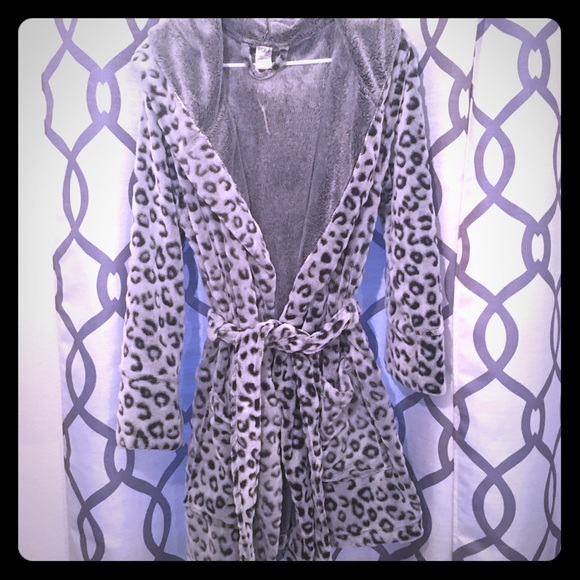 PINK!! Leopard robe!!