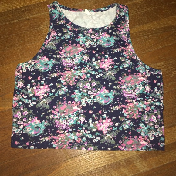 Aero crop top - Picture 1 of 1