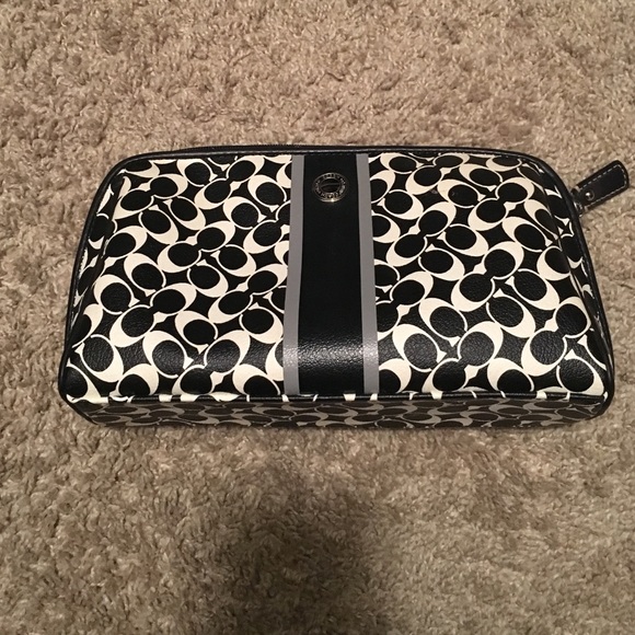 Coach Make-up bag