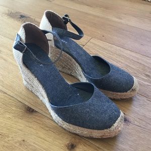 REDUCED 💥💥💥OLD NAVY espadrilles wedges size 7