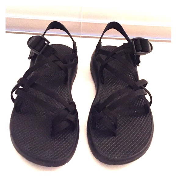 Black Chacos size 7.5