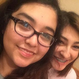 Meet your Posher, Marissa