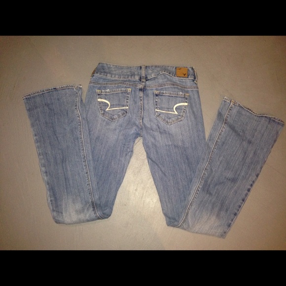 AE Artist style jeans