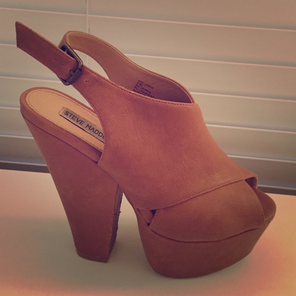 Steve Madden Wedges size 8