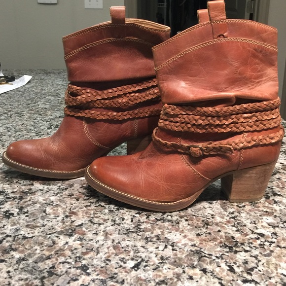 Distressed Genuine Leather Ankle Boots