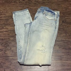 American Eagle Light Washed Ripped Jeans