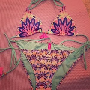 Victoria's Secret bikini set