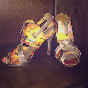 ZigiSoho Jagged heels